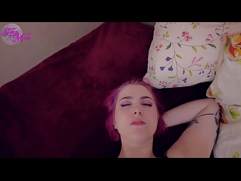 ❤️ Nwa klas ya Slutty jụrụ ka ya na ya wụ OBG, yabụ anyị kpagburu onwe anyị na-enweghị condom Anal porn ️❤